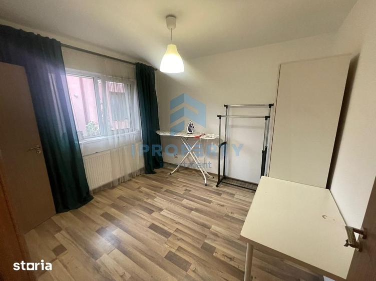 Casă cu 4 camere cu Teren 200 Mp în Apărătorii Patriei