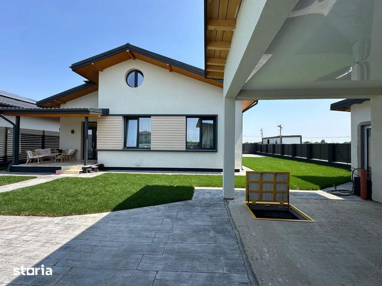 Casă cu 4 camere cu Teren 450 Mp în Central