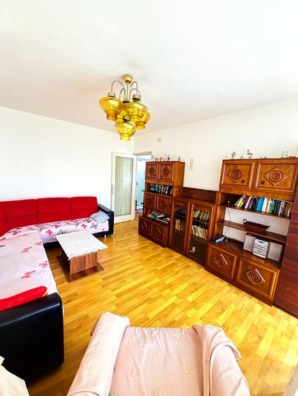 Apartament cu 2 camere decomandat în Progresul