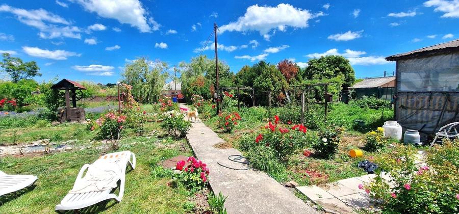 Casă individuală cu 3 camere cu Canalizare în Tuzla