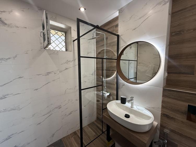 Apartament cu 2 camere semidecomandat, mobilat în Colentina