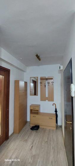 Apartament cu 2 camere semidecomandat în Luncă