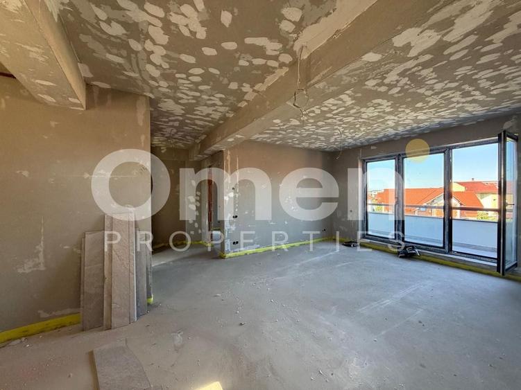 Apartament cu 2 camere semidecomandat în Exterior Vest
