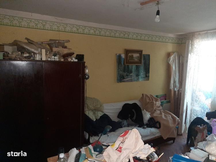 Vand apartament 2 camere Et.2 Carpati 1 - Satu Mare - 2