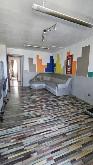 Apartament cu 3 camere decomandat, mobilat în Central