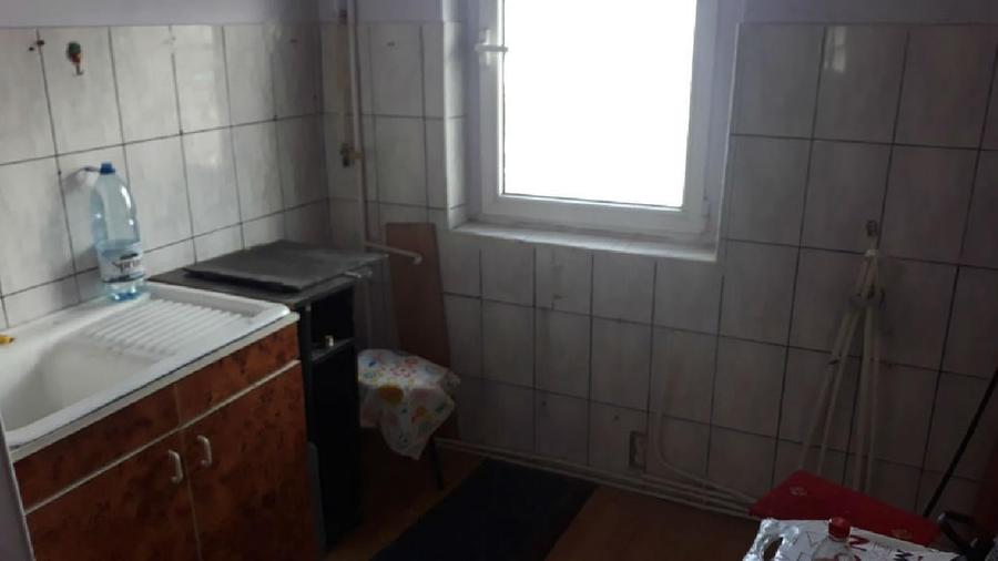 Garsonieră în Pietroasa