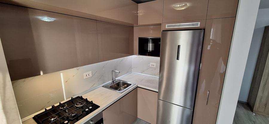 Apartament cu 2 camere decomandat, mobilat în Aradului