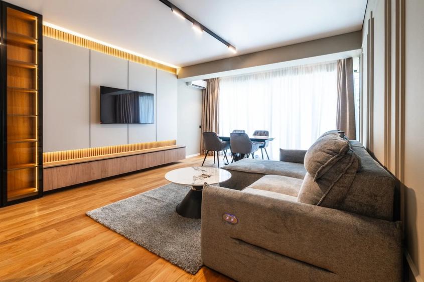 Apartament cu 4 camere decomandat în Floreasca