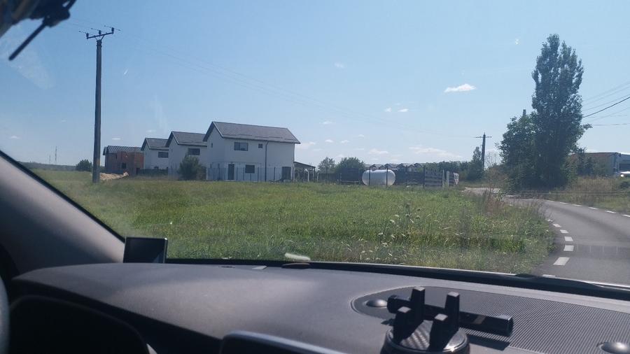 Teren Construcții extravilan de 15000 mp, în Vernești