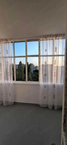 Garsonieră semidecomandată în Gara de Nord