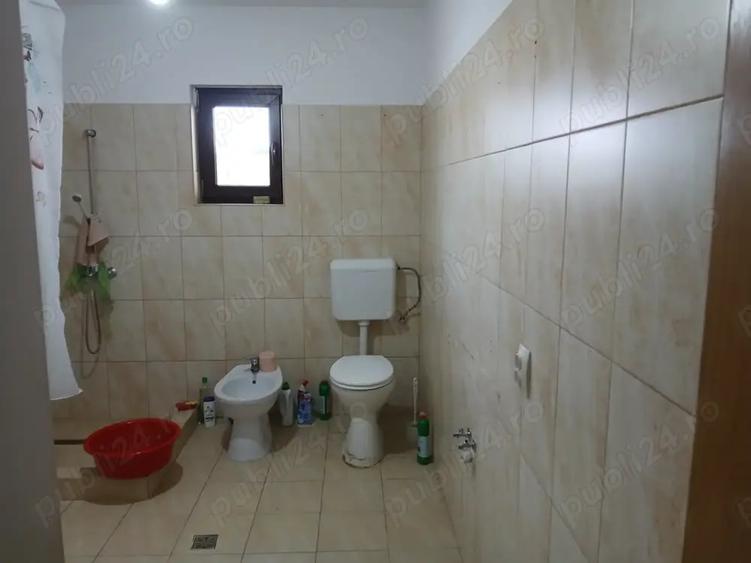 Casă cu 3 camere cu Teren 400 Mp în Domnești