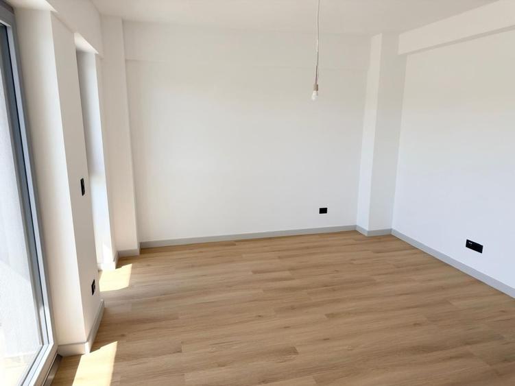 Apartament cu 2 camere decomandat în Lipovei