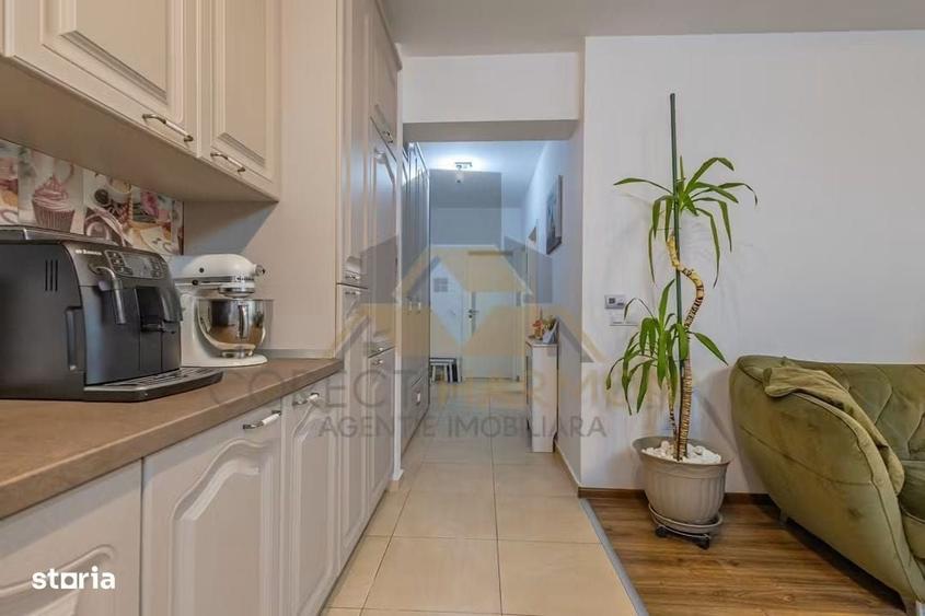Apartament cu 3 camere decomandat în Sud