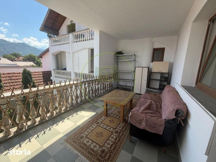 Apartament cu 4 camere în Centrul Istoric
