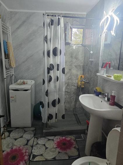 inchiriez apartament 3 camere - 5