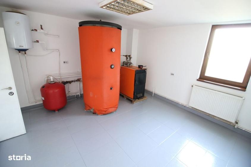 Casă cu 4 camere în Sârbi