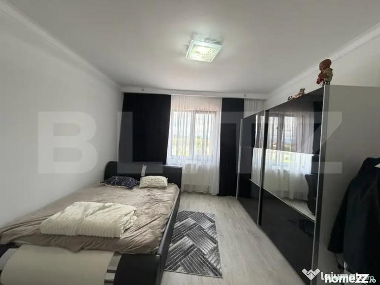 Casă cu 3 camere cu Teren 3000 Mp în Central