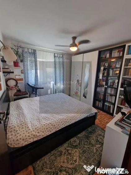 Apartament cu 4 camere semidecomandat în Central