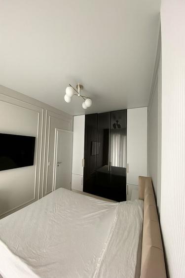 Apartament cu 2 camere decomandat în Exterior Vest