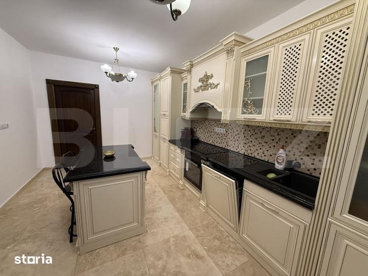 Casă cu 6 camere cu Teren 3173 Mp în Central