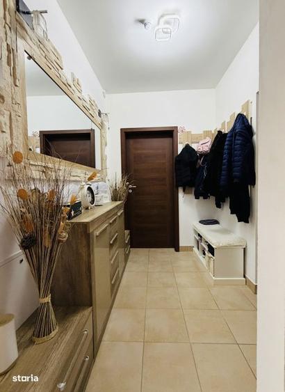 Apartament cu 3 camere, mobilat în Aradului