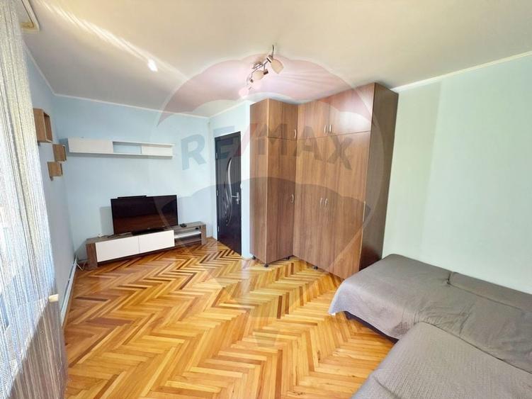 Apartament cu 2 camere de închiriat în Alfa - 1