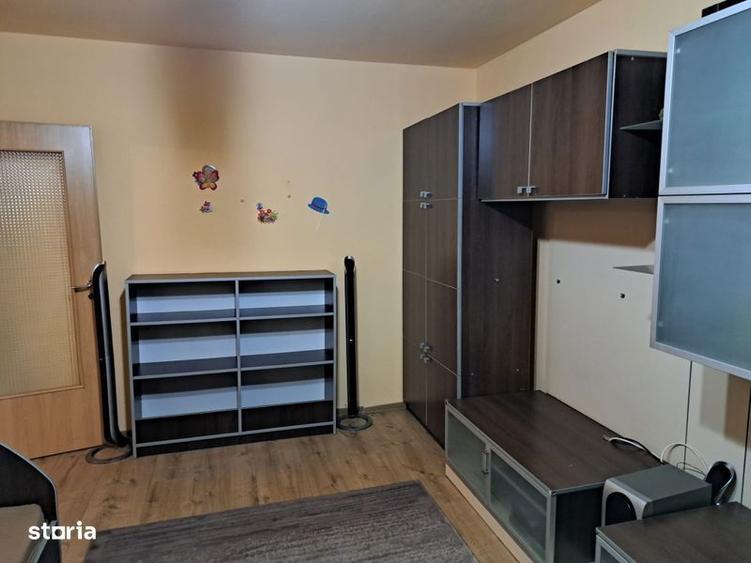 Apartament cu 2 camere decomandat, mobilat în Ștrand