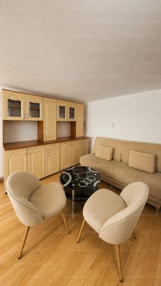 Casă cu 4 camere cu Teren 723 Mp în Central