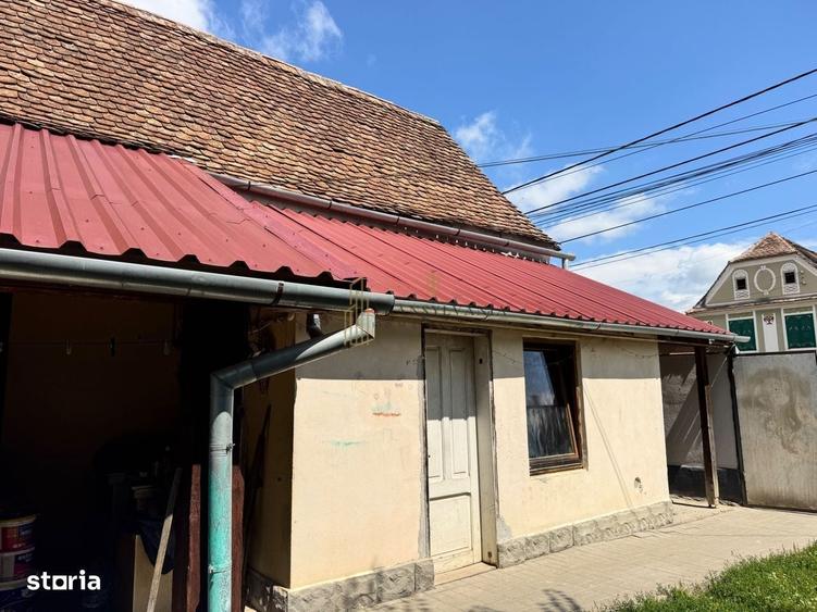 Casă cu 4 camere în Chirpăr