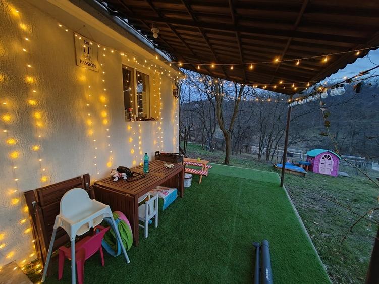 Casă cu 4 camere cu Teren 607 Mp în Central