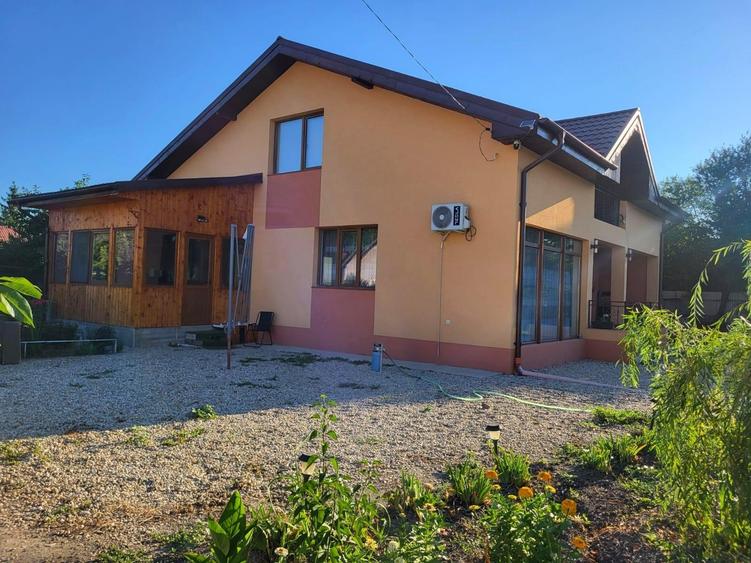 Casă individuală cu 3 camere cu Teren 12220 Mp în Serdanu