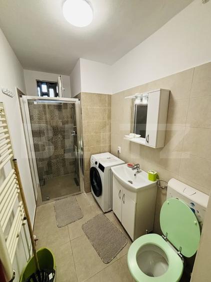 Apartament cu 2 camere semidecomandat, mobilat în Centrul Civic