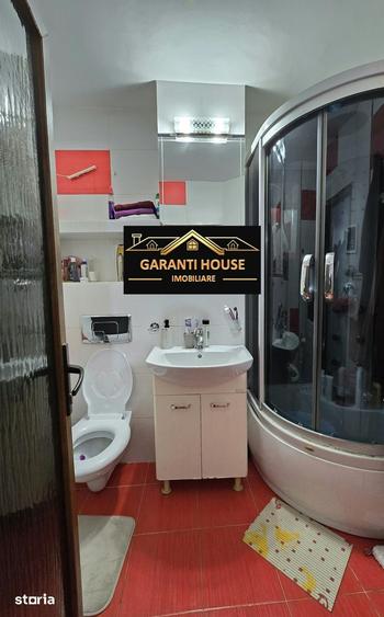 Apartament cu 2 camere decomandat în Traian