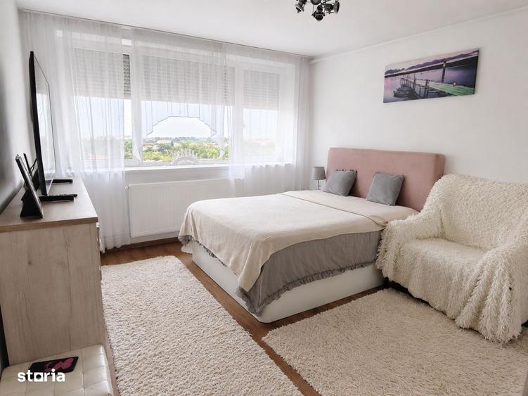 Apartament cu 2 camere decomandat în Romanilor