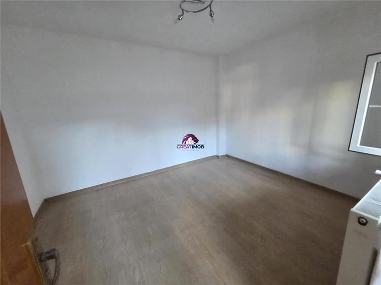 Casă 4 Camere | Singur în Curte | Doamna Ghica – Ideal Locuit   Firme - 7