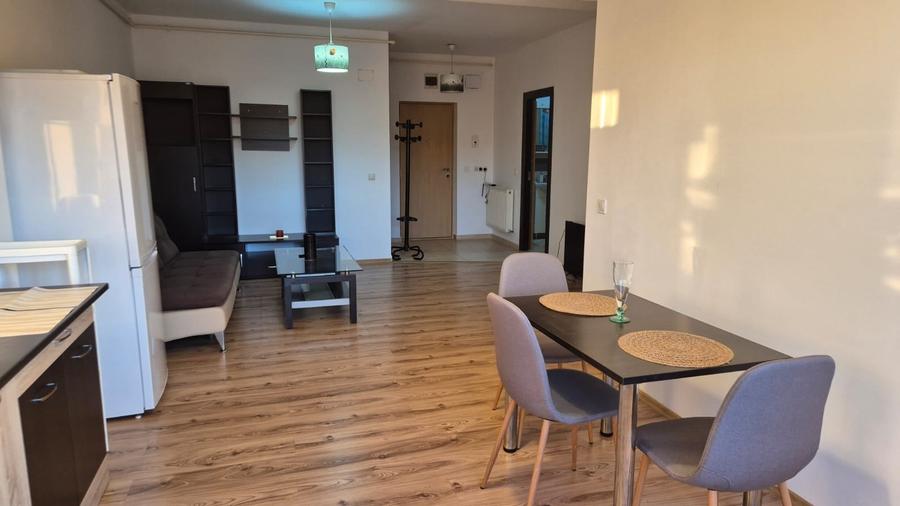 Apartament cu 2 camere semidecomandat în Florești