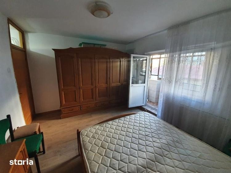 Inchiriez apartament 3 camere - 6
