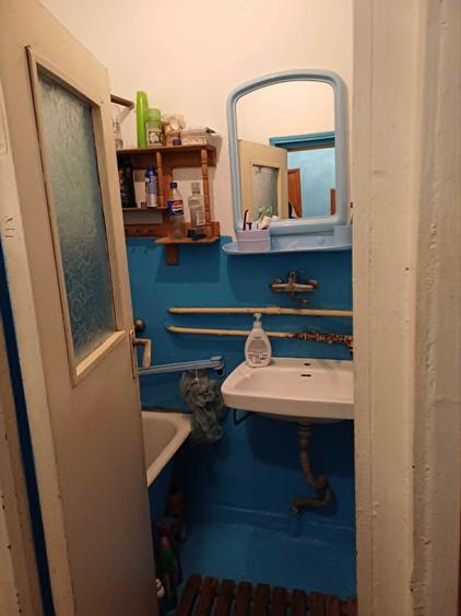 Apartament cu 2 camere nedecomandat în Central