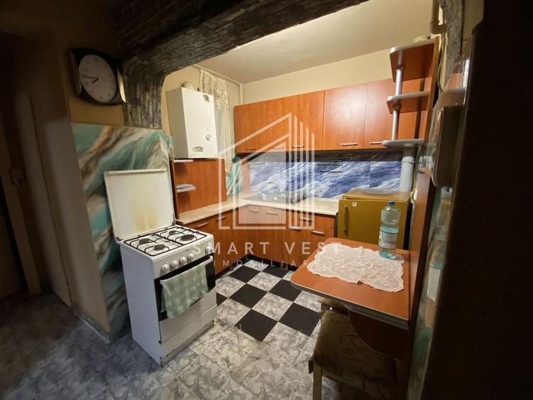 Apartament cu 2 camere decomandat, mobilat în Micro 14