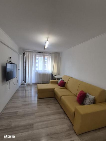 Apartament cu 2 camere în Tei
