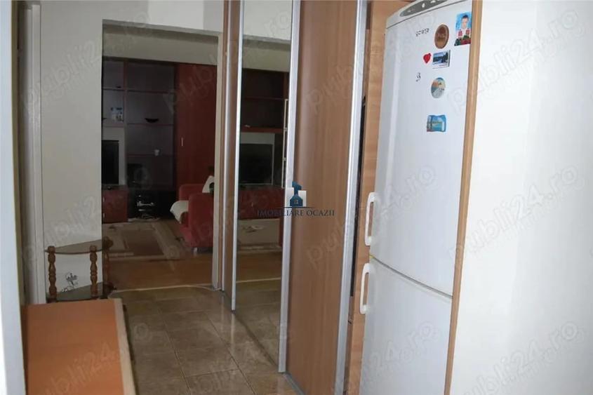 Apartament cu 2 camere decomandat în Berceni