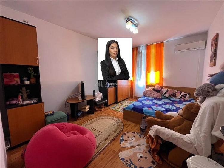 Lugoj, Ap. 1 Cam., 41 Mp.,  Et. 3, Strada Cernei, Langa Liceul Aurel Vlaicu - 1