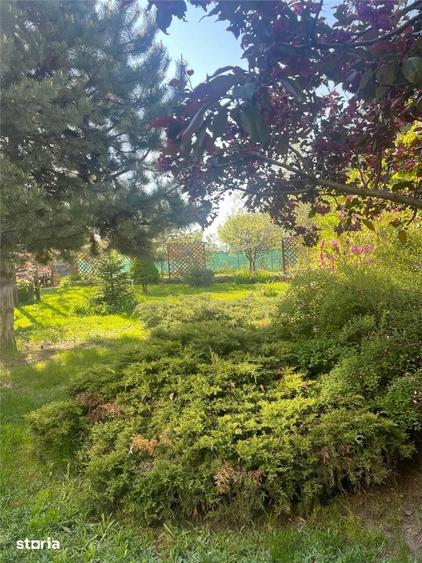 Casă cu 6 camere cu Teren 1000 Mp în Copou