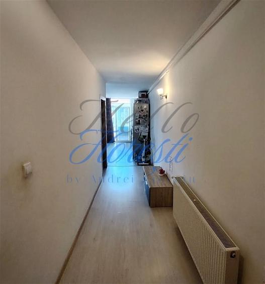 Apartament cu 3 camere semidecomandat în Florești