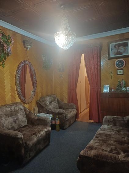 Apartament cu 4 camere semidecomandat în Vasile Aaron