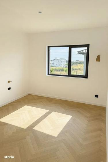 Casă individuală cu 3 camere cu Canalizare în Cug