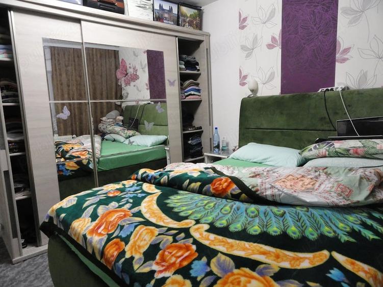 Apartament cu 2 camere semidecomandat în Micălaca