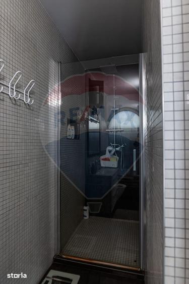 Casă cu 4 camere cu Teren 500 Mp în Central