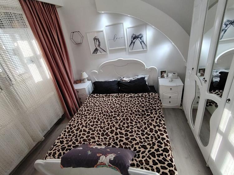 Apartament cu 3 camere decomandat în Berceni