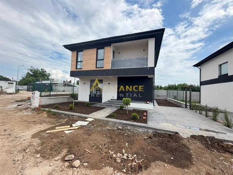 Casă cu Teren 320 Mp în Berceni
